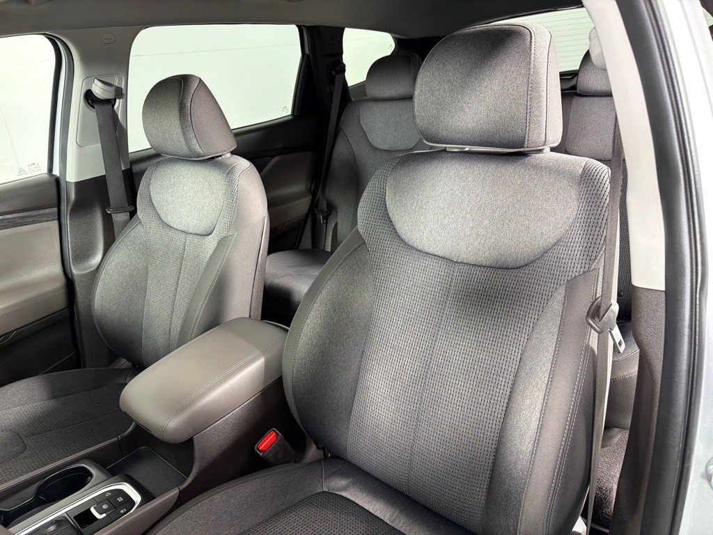 2019 Hyundai Santa Fe Image 11