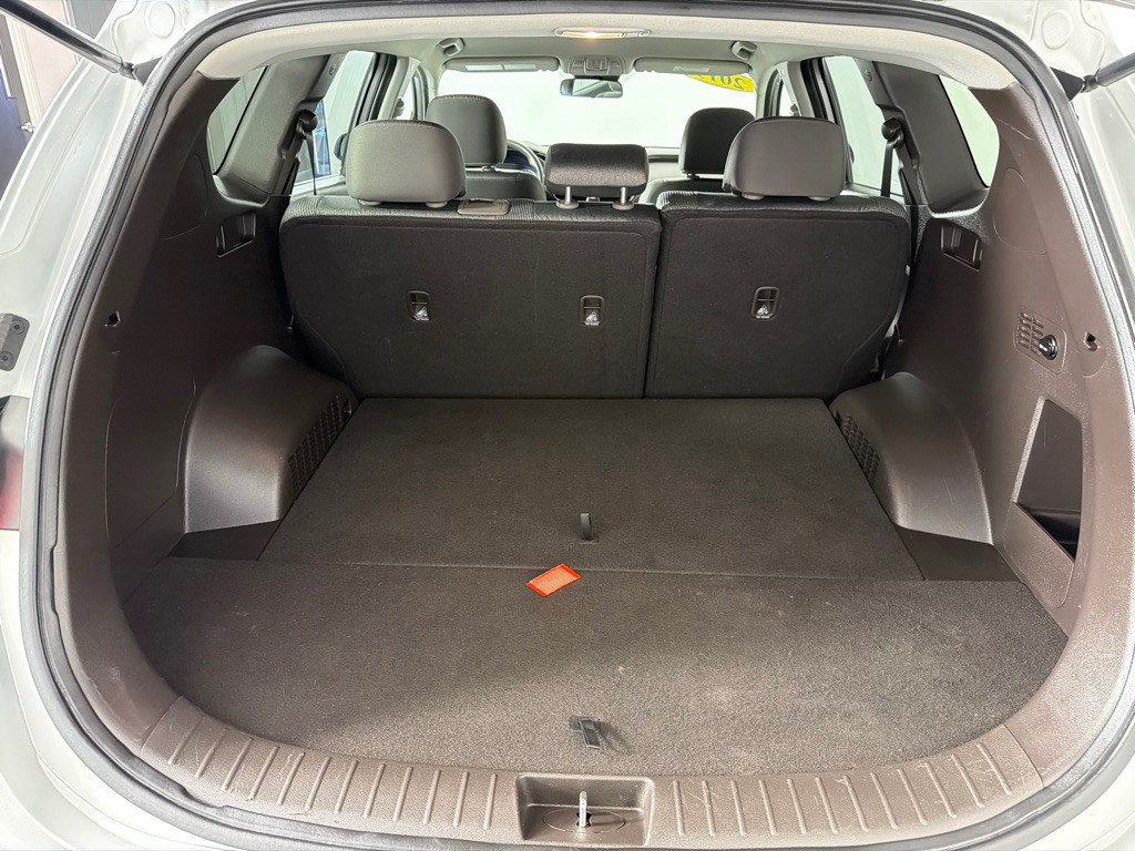 2019 Hyundai Santa Fe Image 19