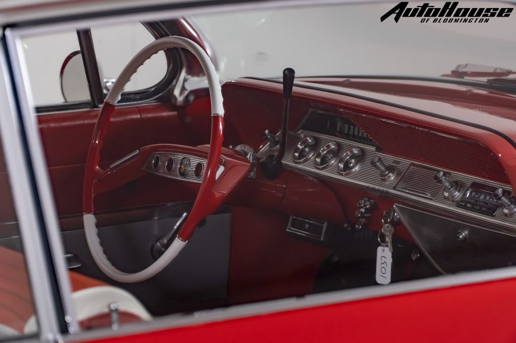 1961 Chevrolet Impala Image 11