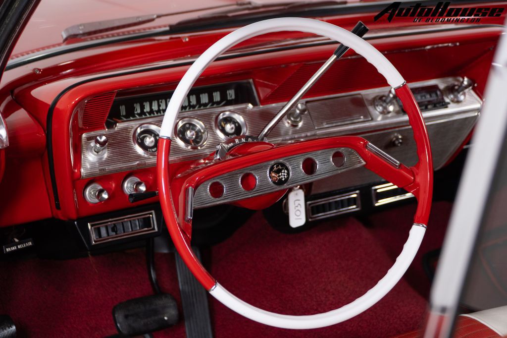 1961 Chevrolet Impala Image 36