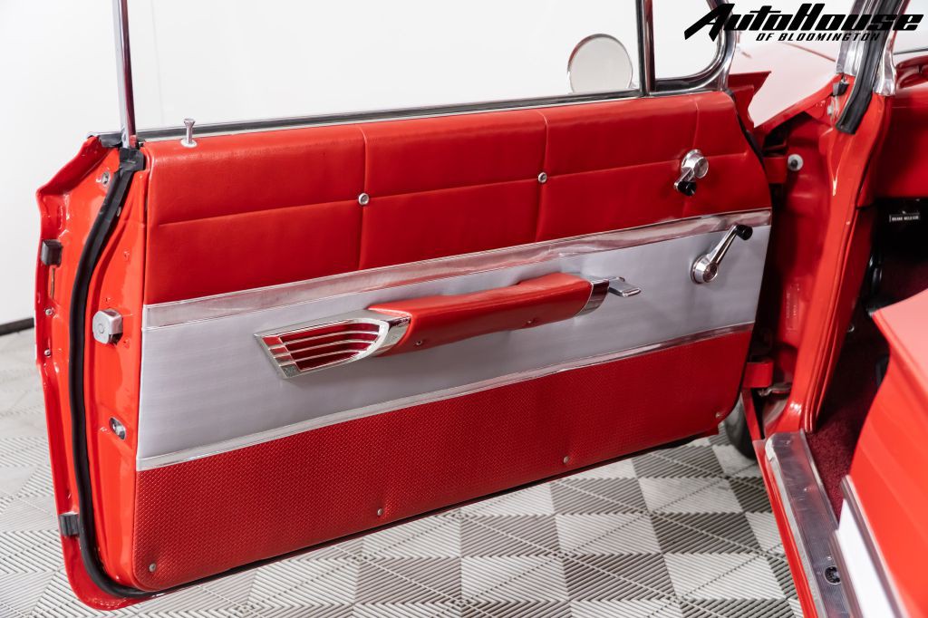 1961 Chevrolet Impala Image 41