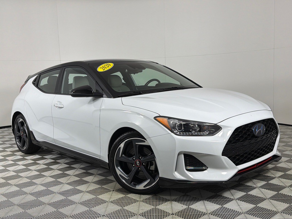 2020 Hyundai Veloster Image 2