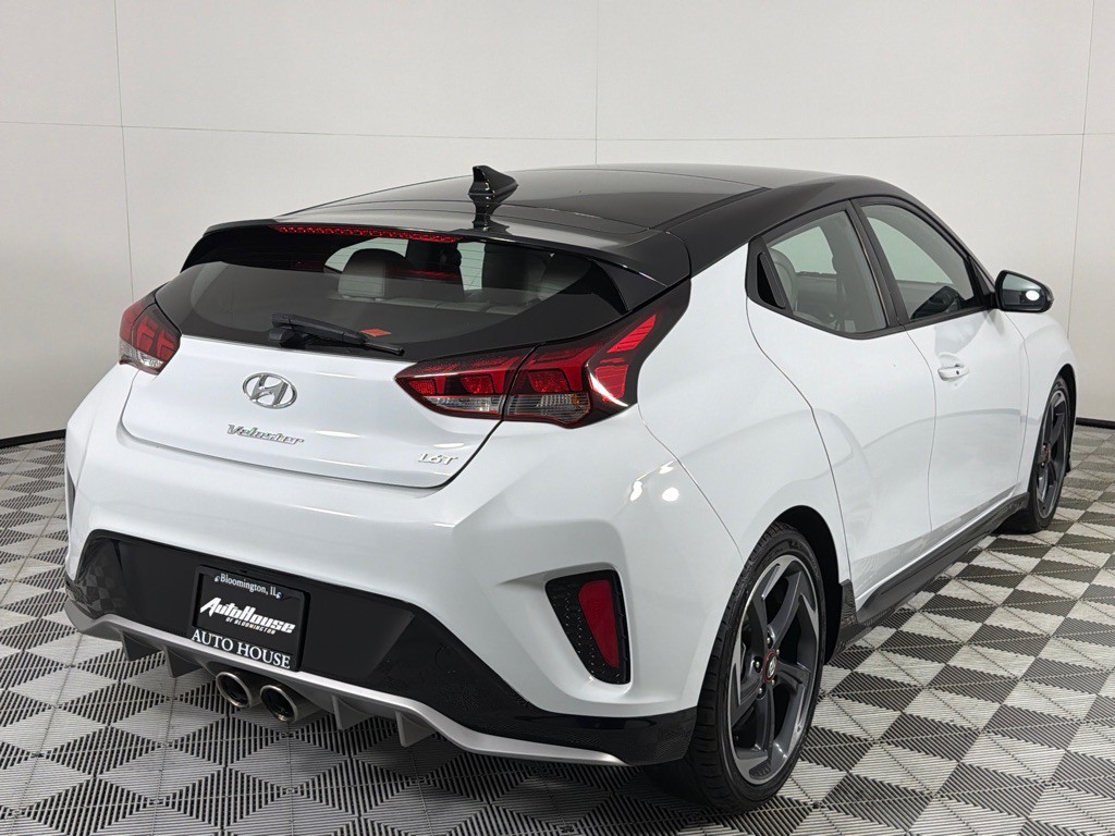 2020 Hyundai Veloster Image 5
