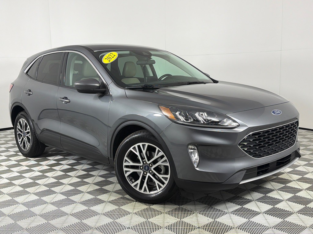 2022 Ford Escape Image 2