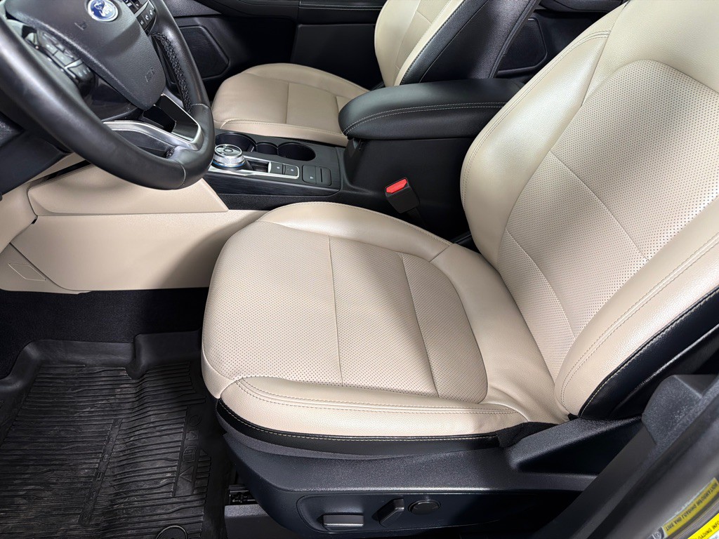 2022 Ford Escape Image 12