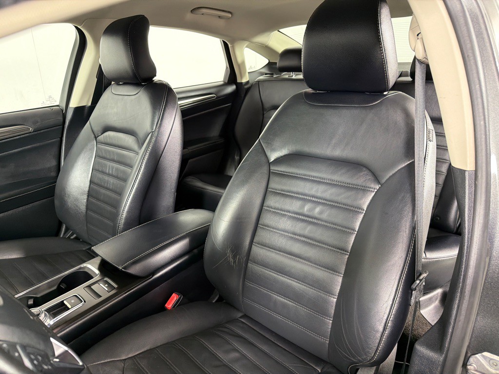 2018 Ford Fusion Image 12