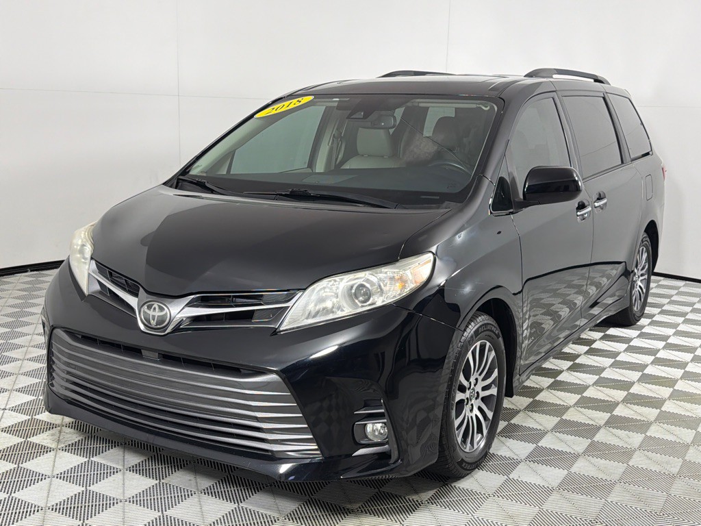 2018 Toyota Sienna Image 10