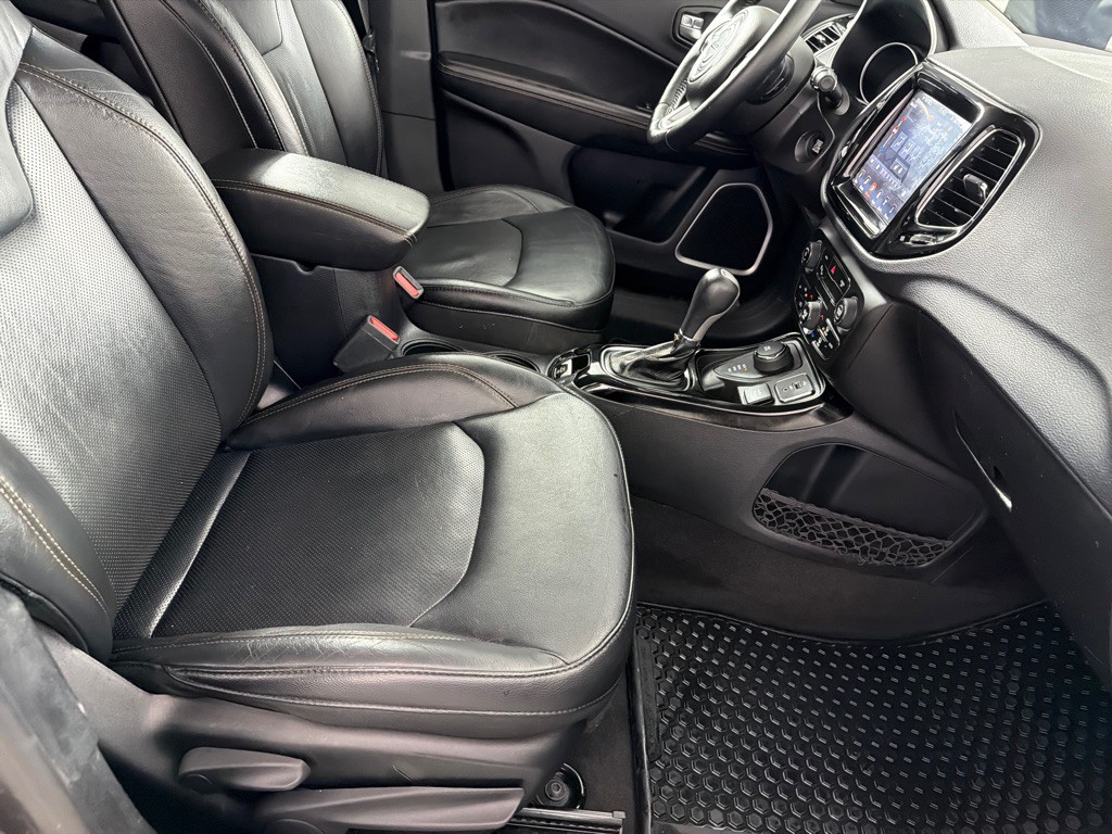 2018 Jeep Compass Image 25