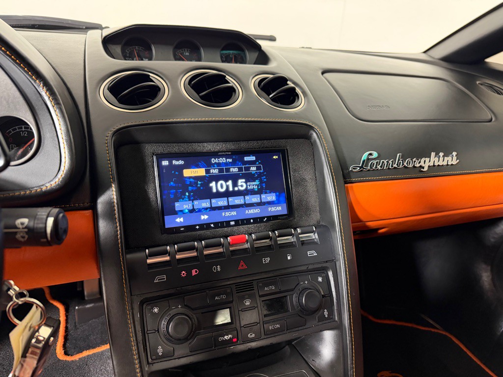 2004 Lamborghini Gallardo Image 17