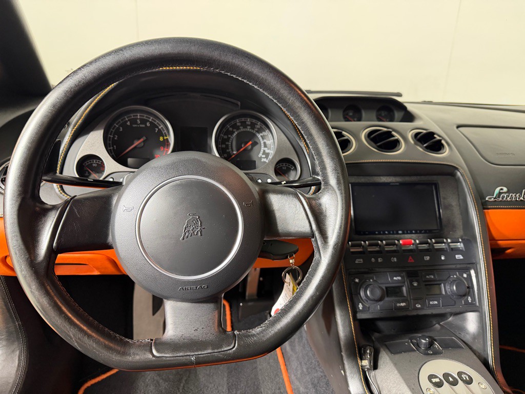 2004 Lamborghini Gallardo Image 21