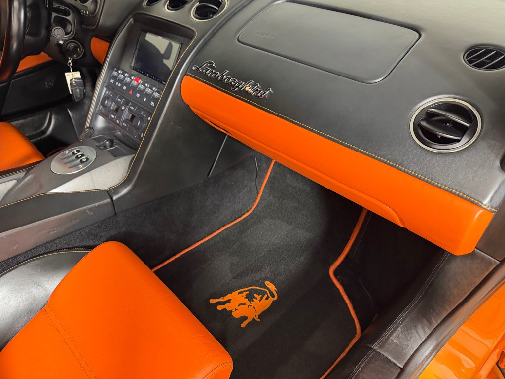 2004 Lamborghini Gallardo Image 25