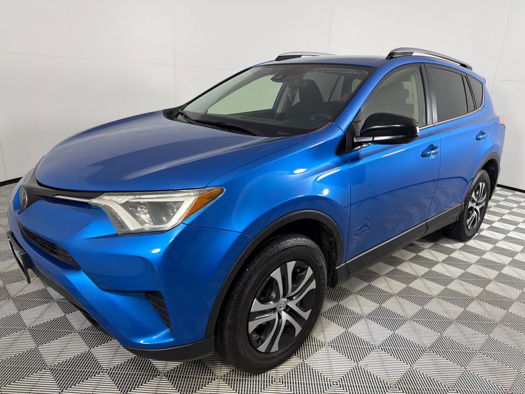 2017 Toyota Rav4 Image 9