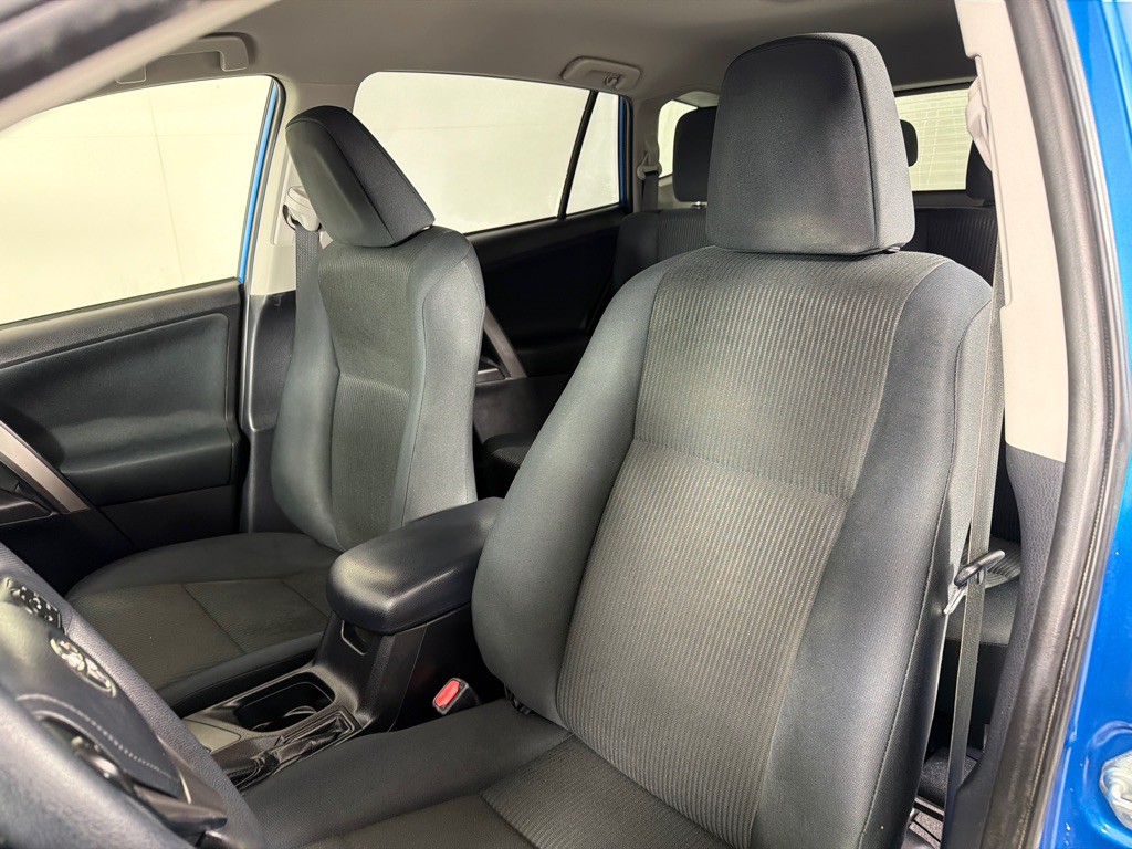 2017 Toyota Rav4 Image 13