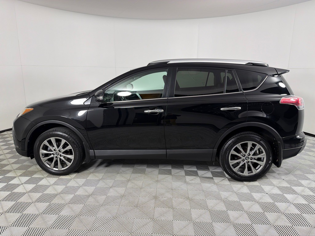 2016 Toyota Rav4 Image 8