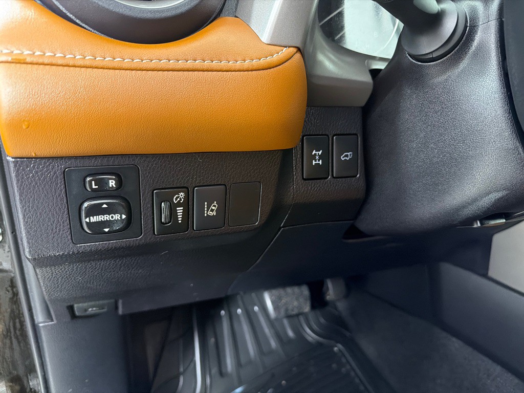 2016 Toyota Rav4 Image 13