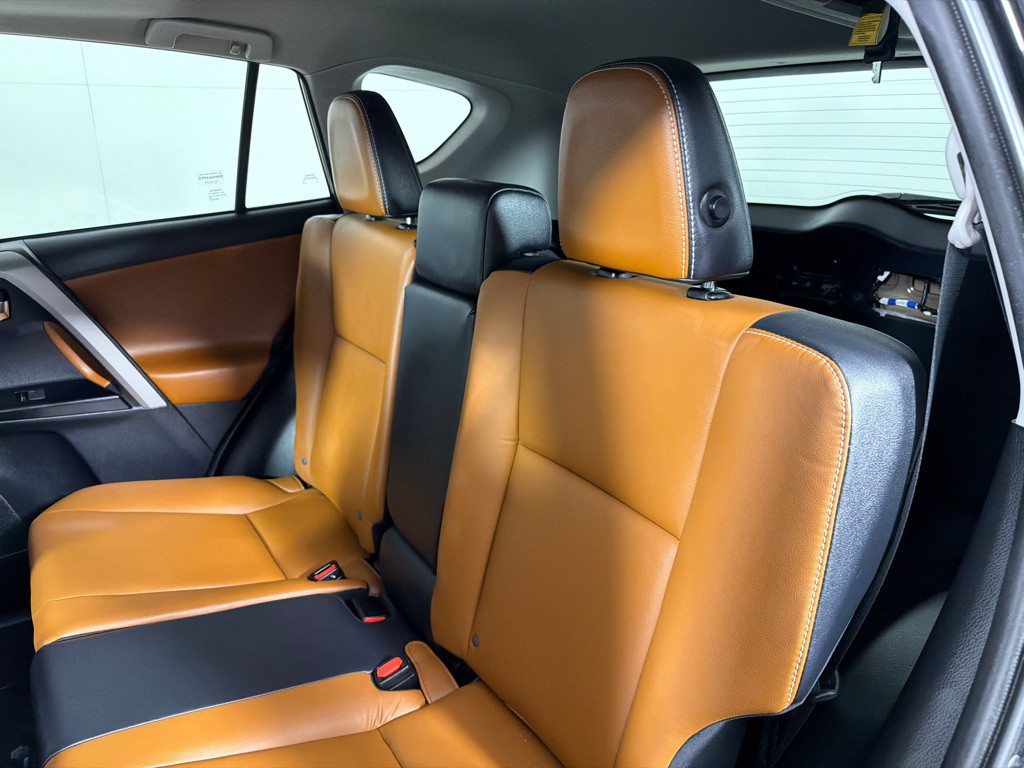 2016 Toyota Rav4 Image 20