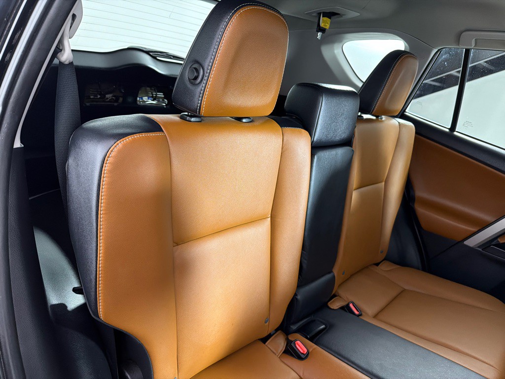 2016 Toyota Rav4 Image 23