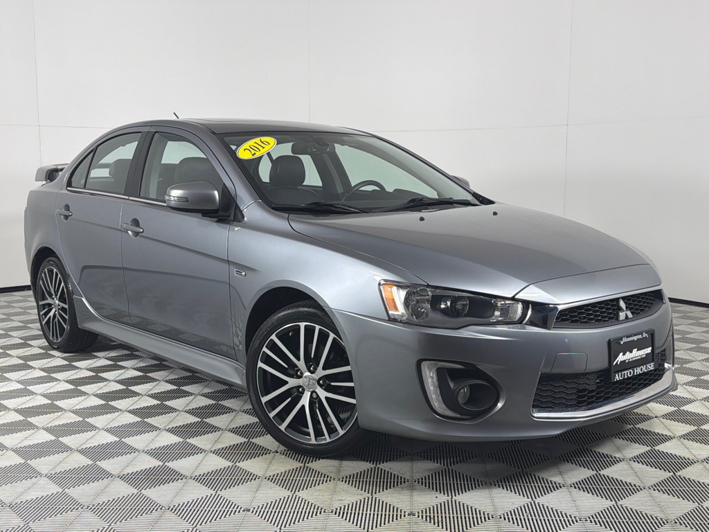 2016 Mitsubishi Lancer Image 2