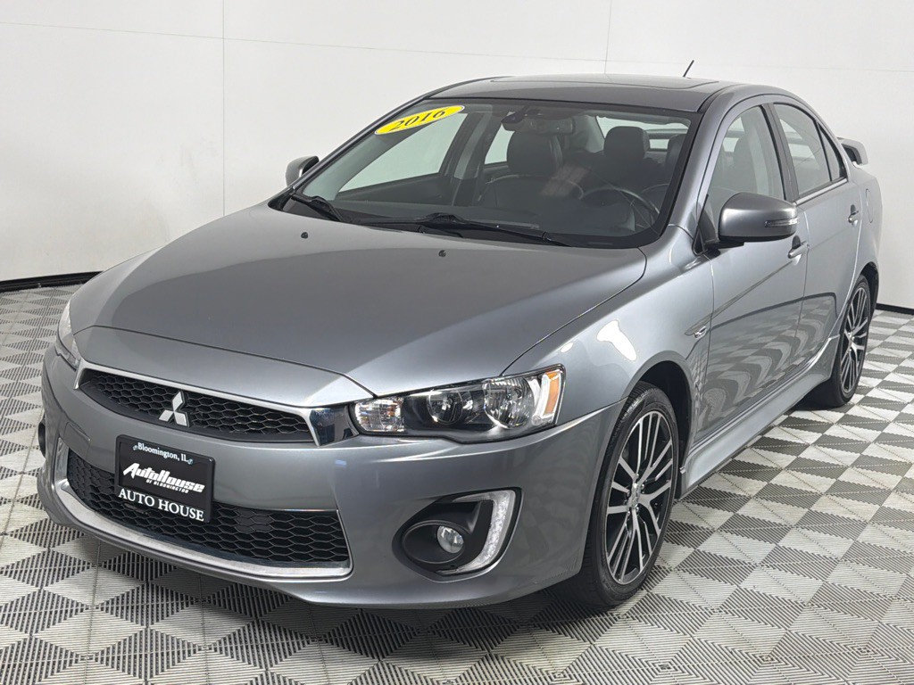2016 Mitsubishi Lancer Image 10