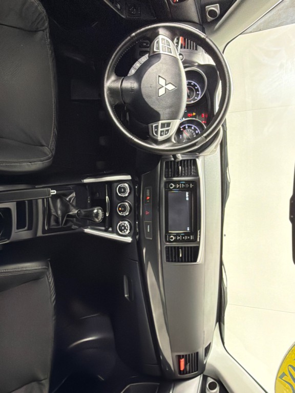 2016 Mitsubishi Lancer Image 25