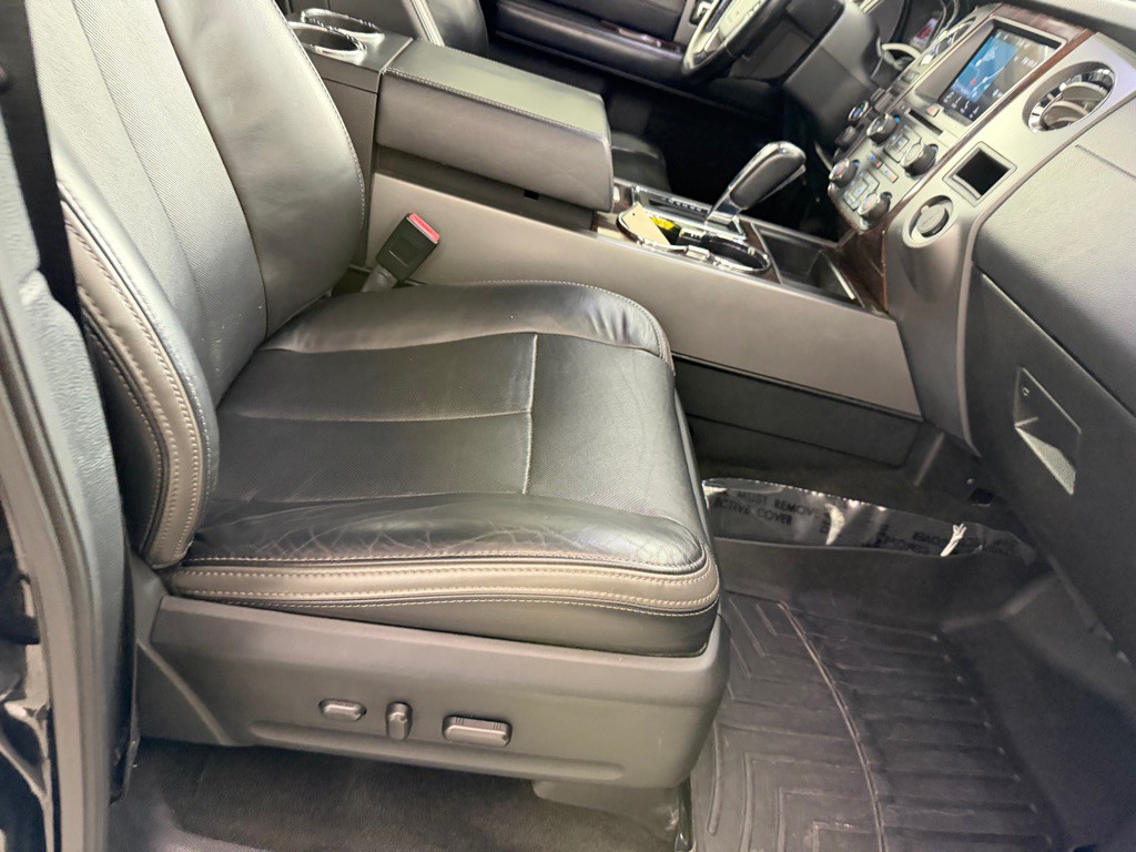 2017 Ford Expedition Image 25