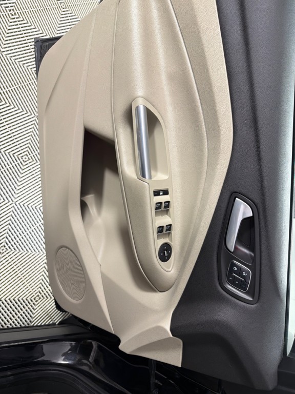 2015 Ford Escape Image 11