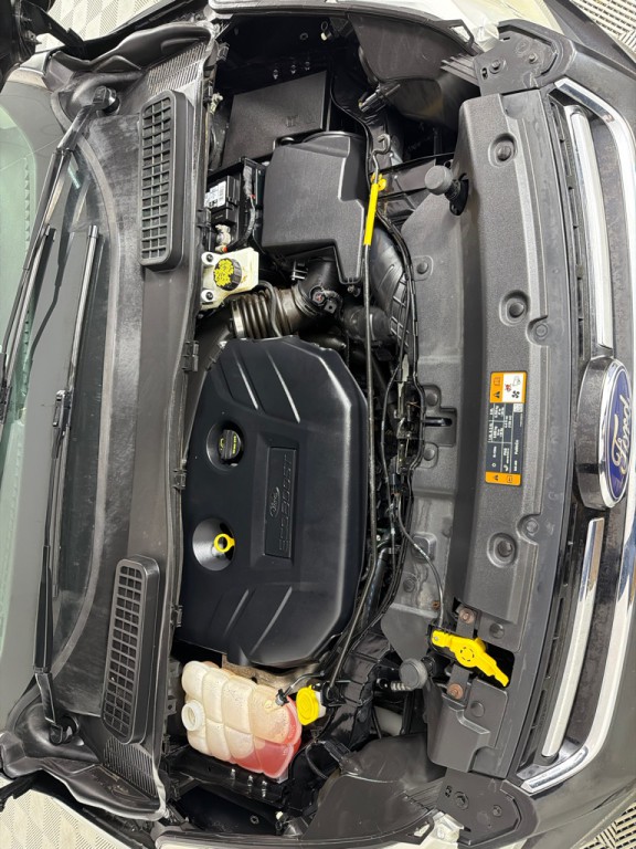 2015 Ford Escape Image 28