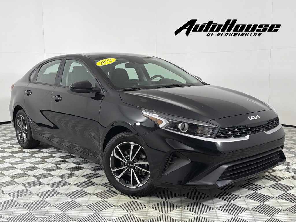 2023 Kia Forte Image 1
