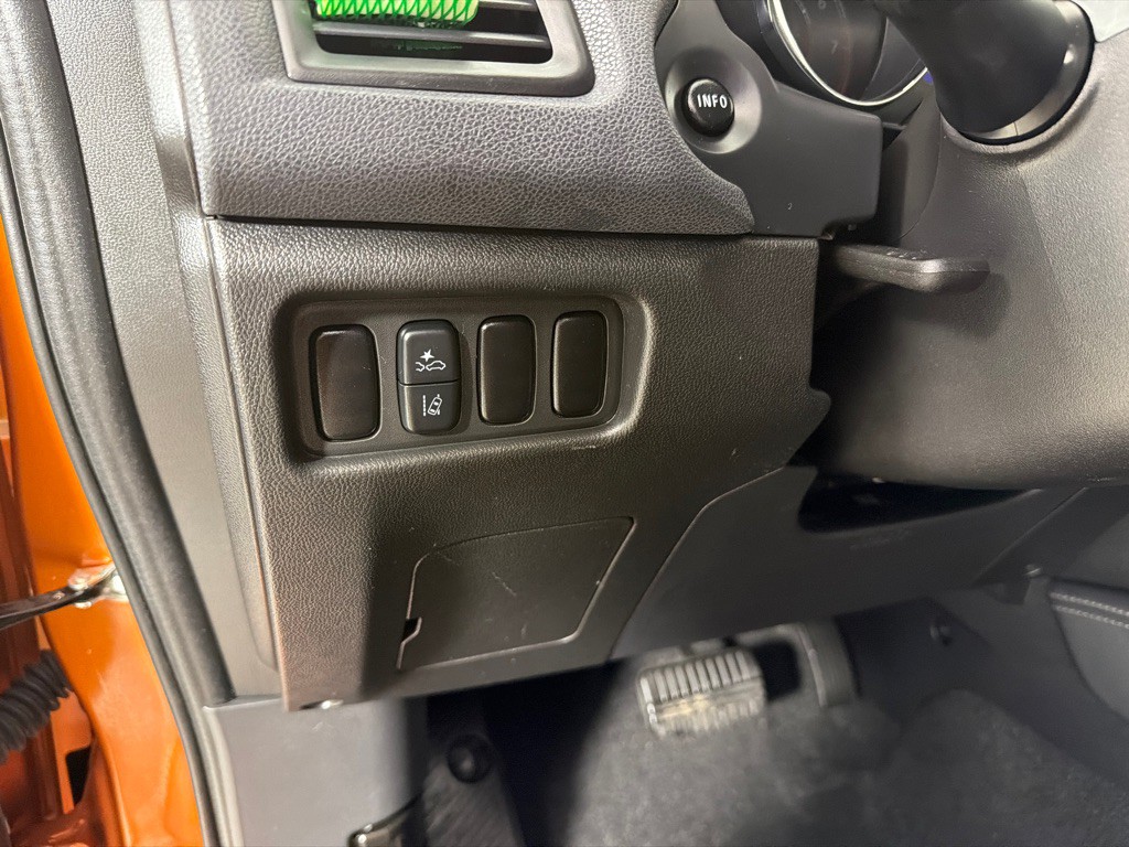 2022 Mitsubishi Outlander Image 14