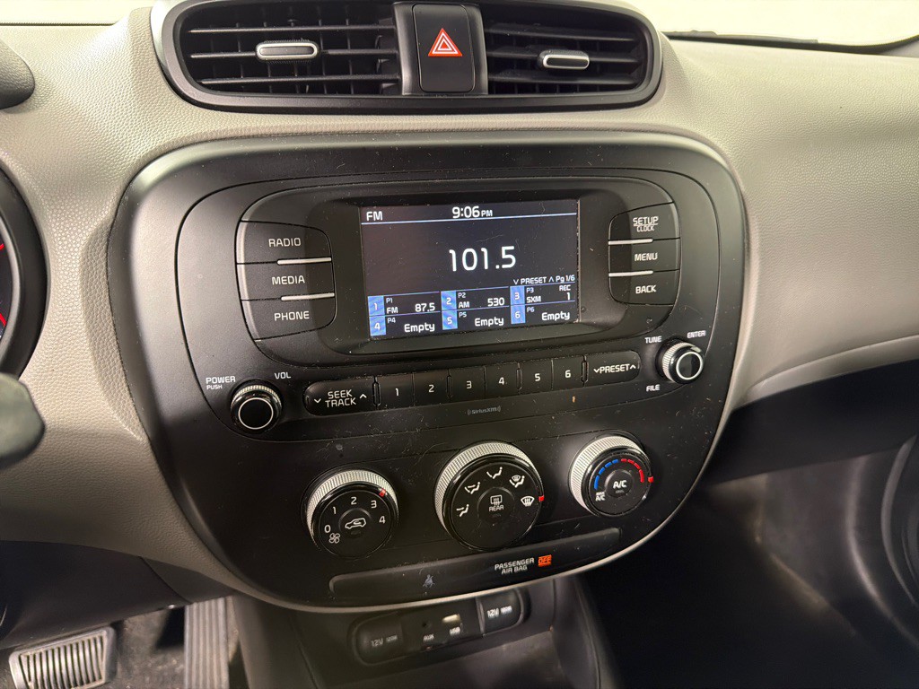 2017 Kia Soul Image 12