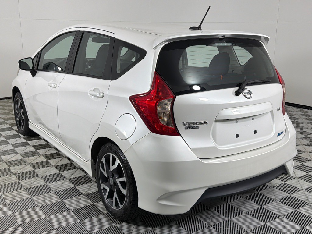 2015 Nissan Versa Image 7