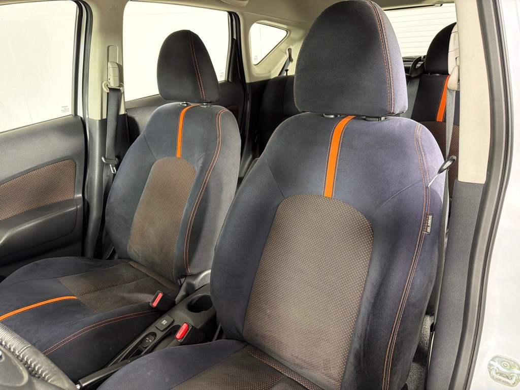 2015 Nissan Versa Image 13