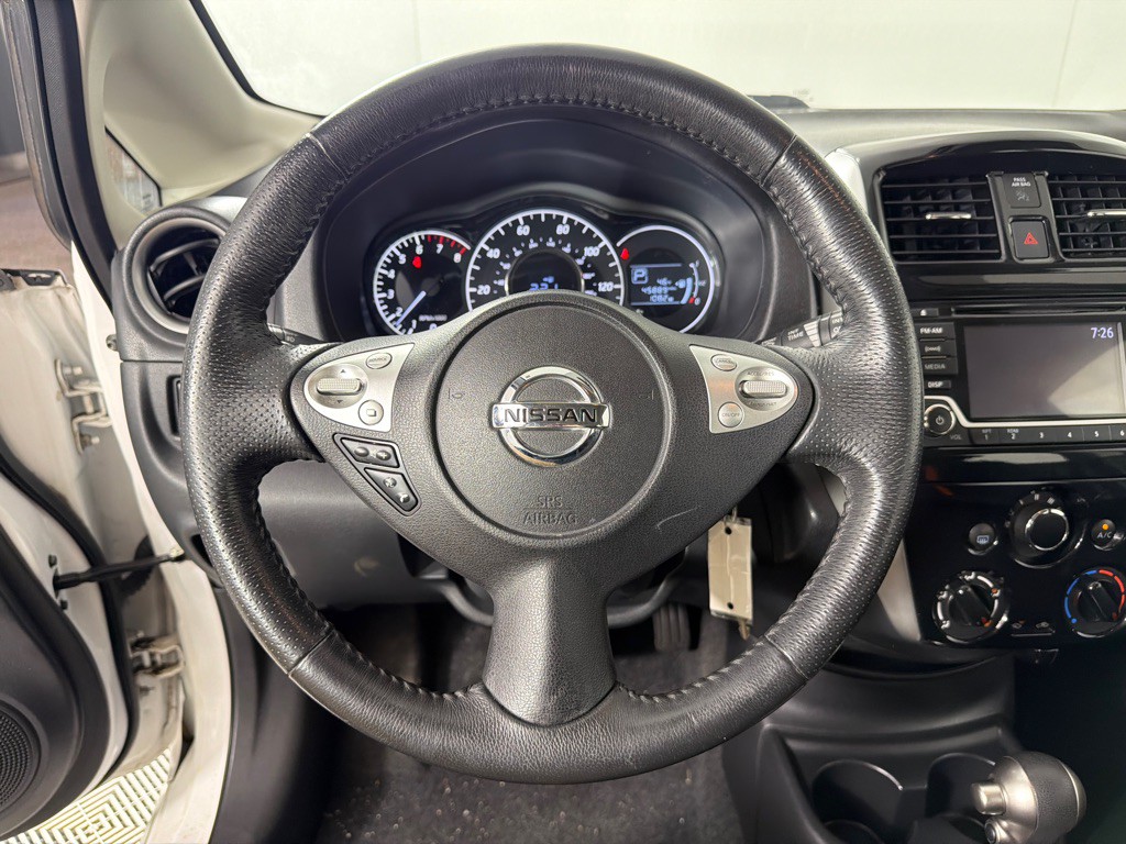 2015 Nissan Versa Image 15