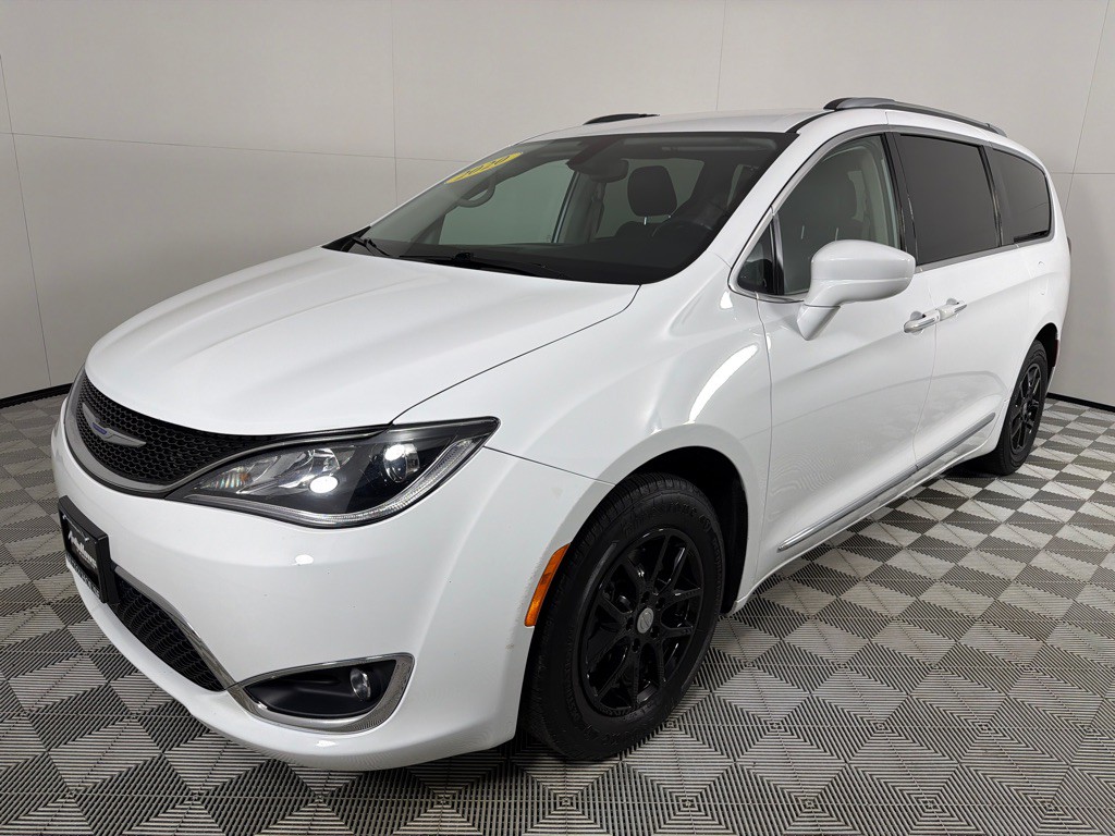 2020 Chrysler Pacifica Image 6