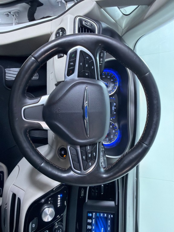 2020 Chrysler Pacifica Image 12