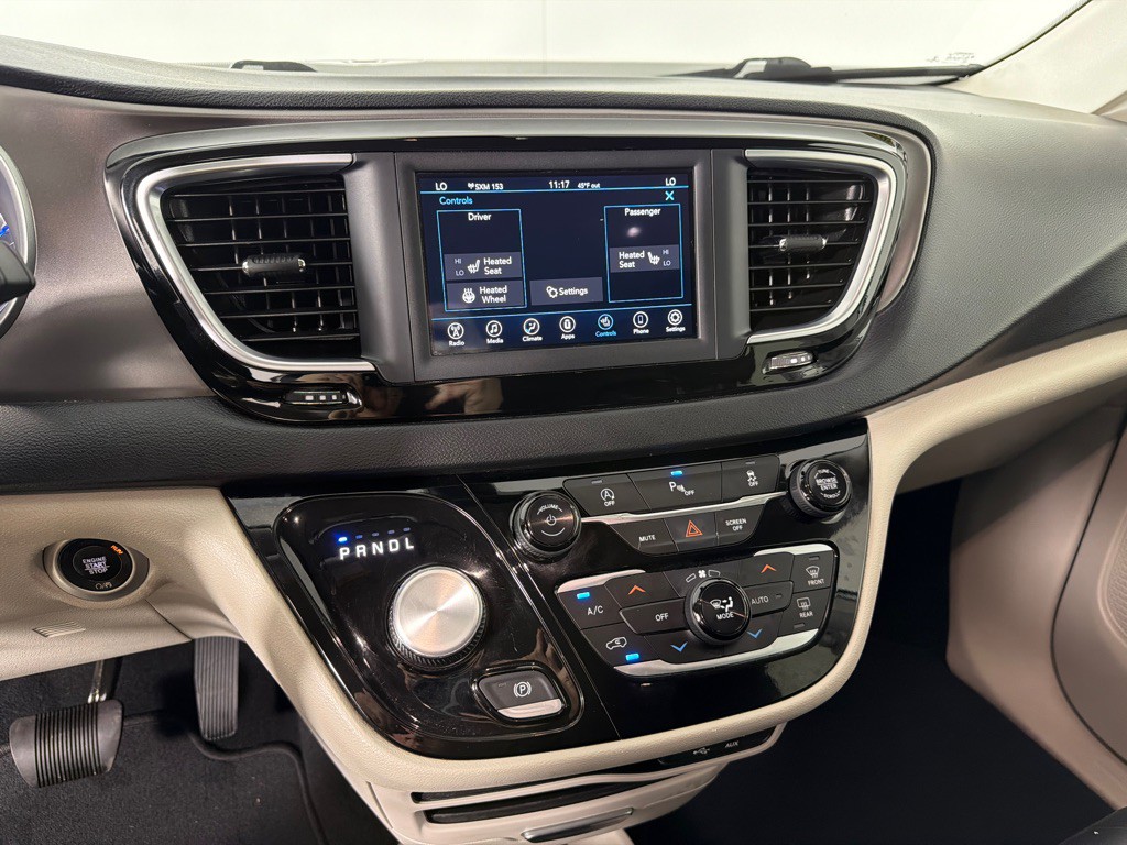 2020 Chrysler Pacifica Image 14