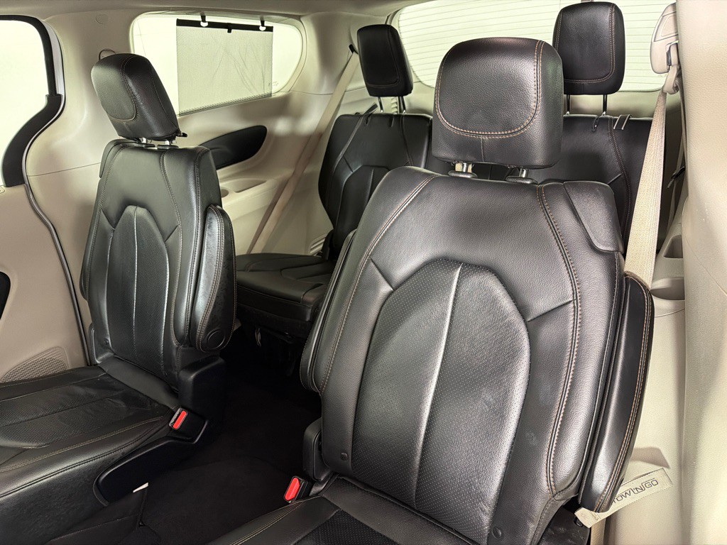 2020 Chrysler Pacifica Image 16