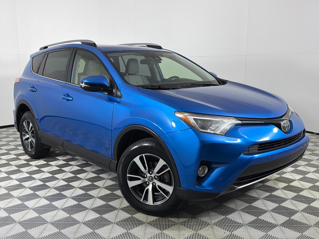2018 Toyota Rav4 Image 2
