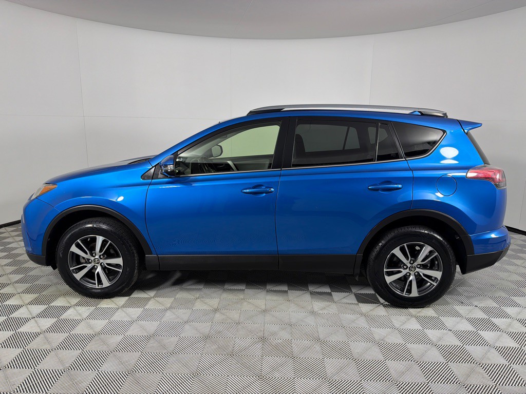 2018 Toyota Rav4 Image 8