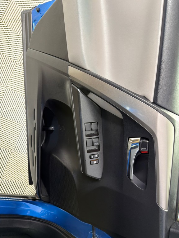 2018 Toyota Rav4 Image 9