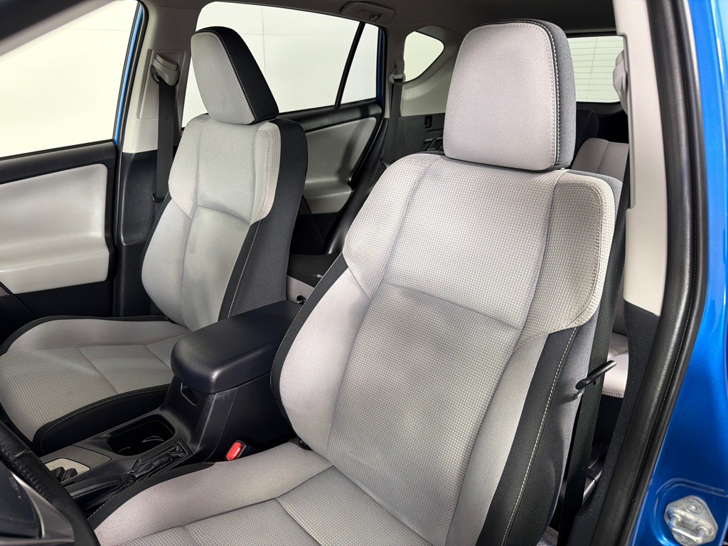 2018 Toyota Rav4 Image 11