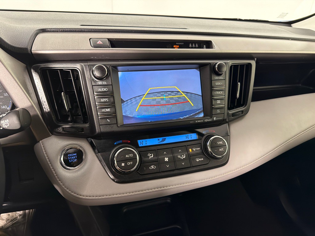 2018 Toyota Rav4 Image 16