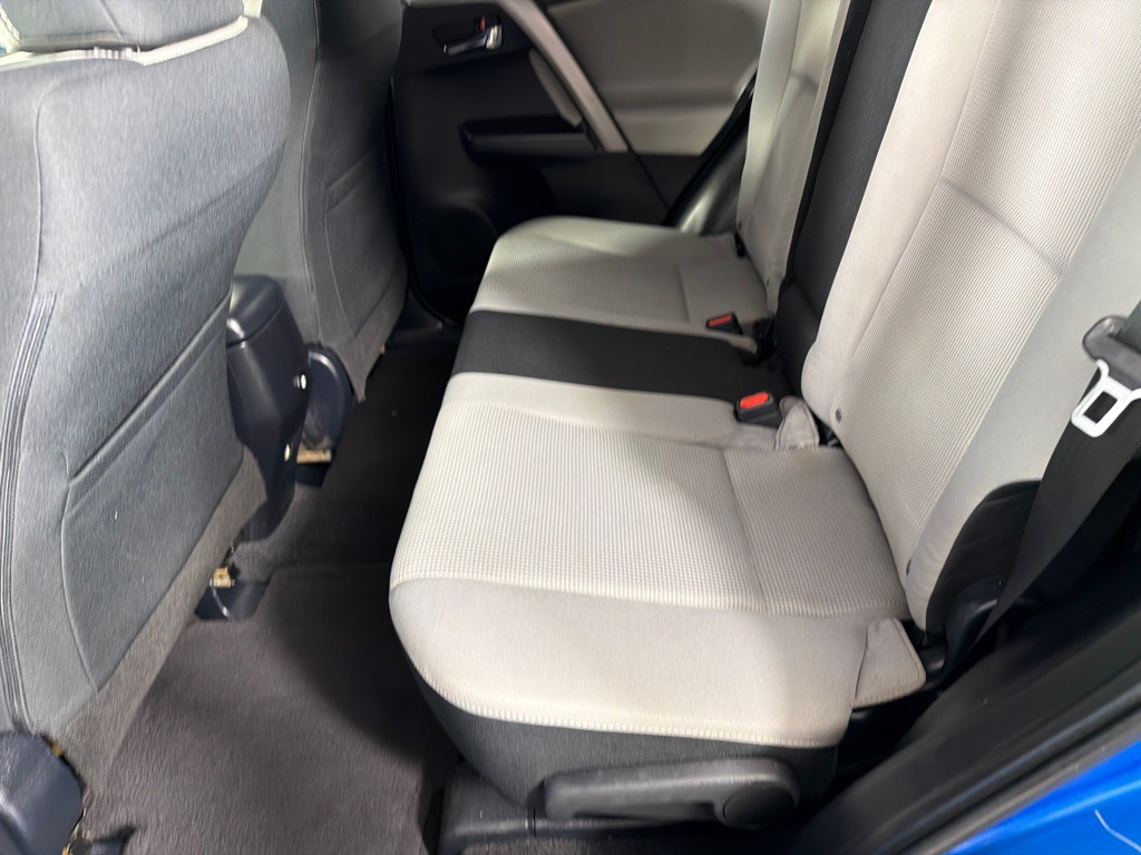 2018 Toyota Rav4 Image 18