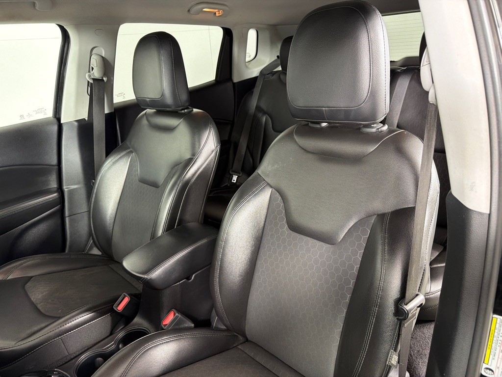 2018 Jeep Compass Image 12