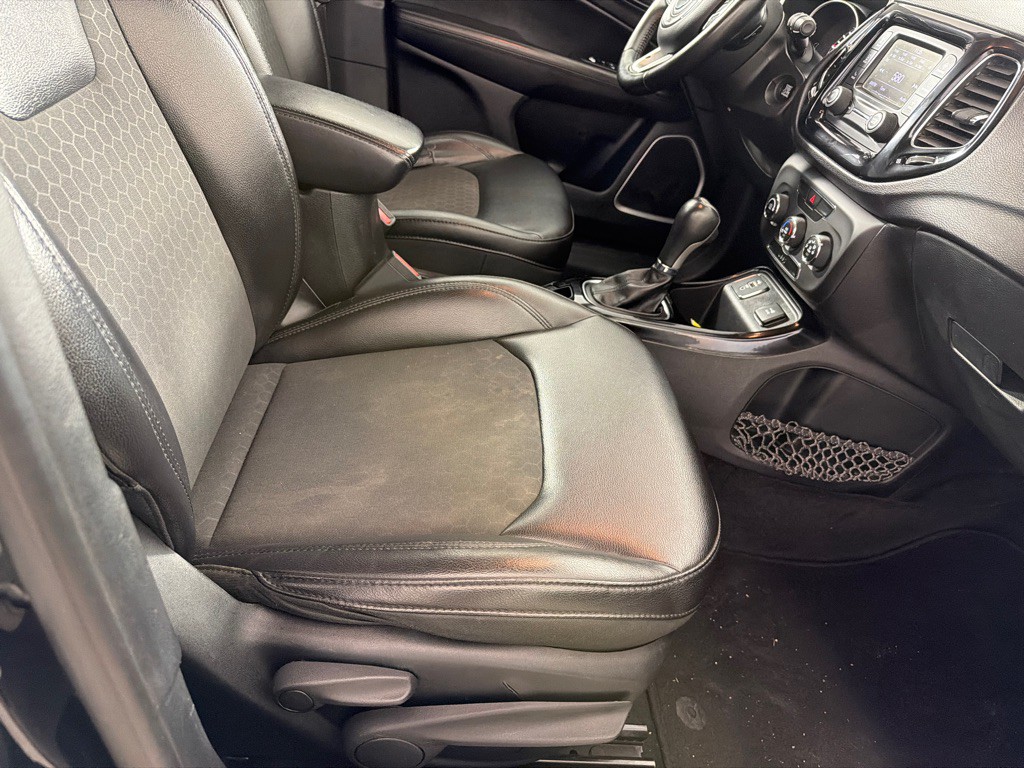 2018 Jeep Compass Image 23