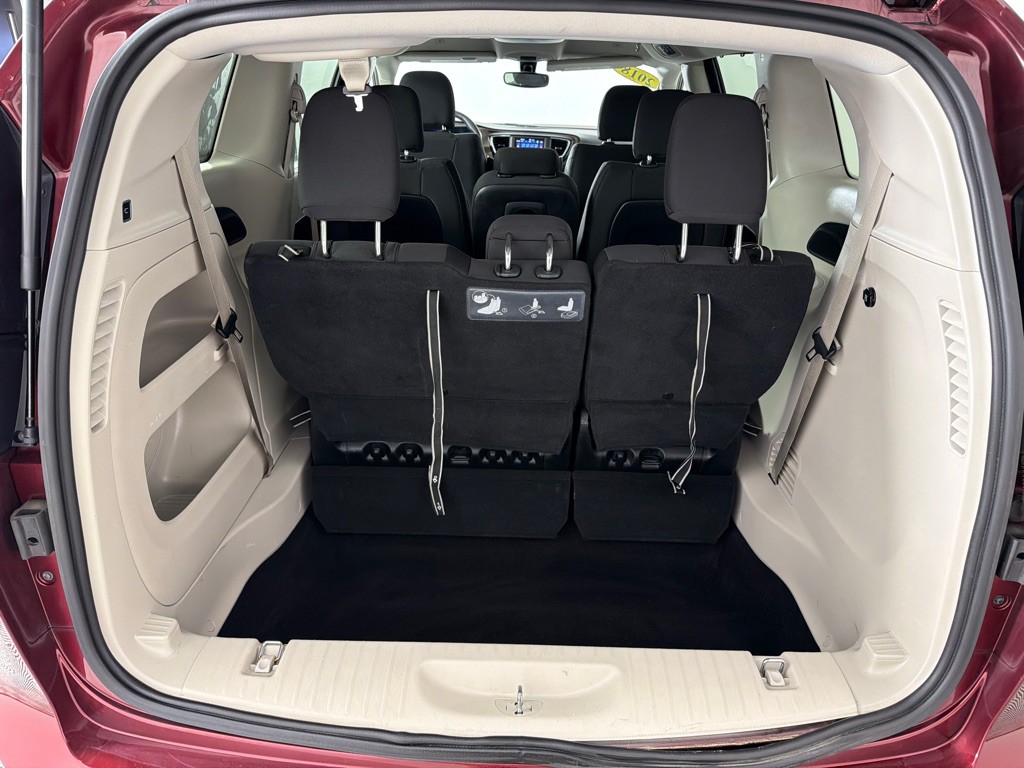 2018 Chrysler Pacifica Image 18