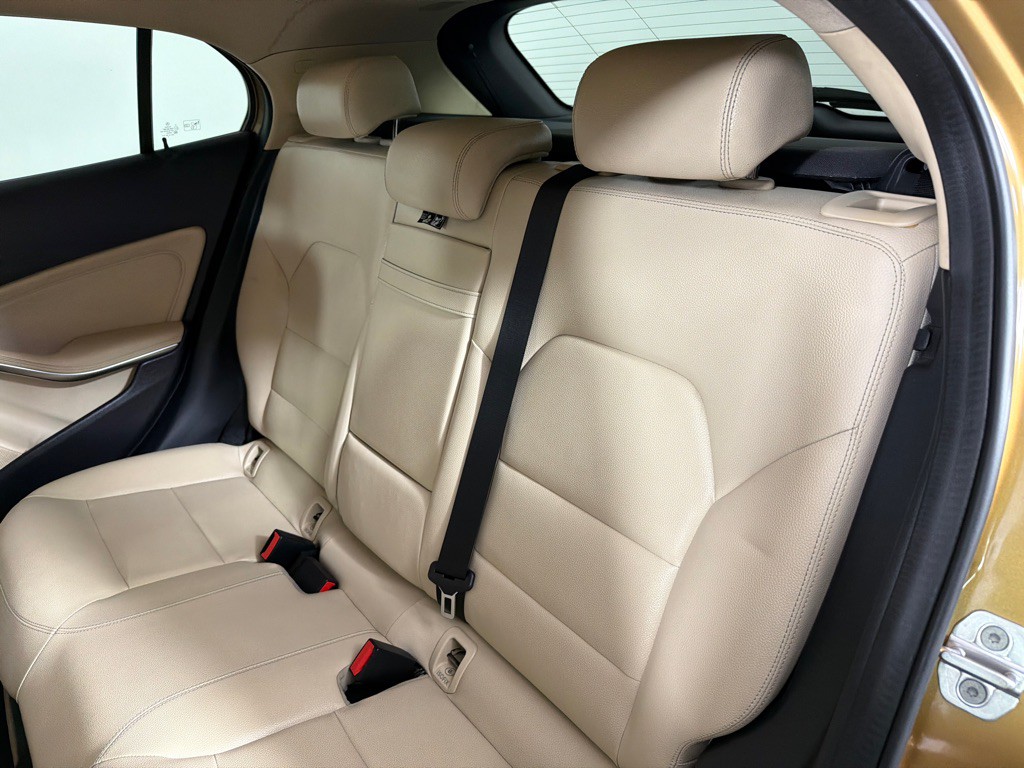 2018 Mercedes-Benz GLA-Class Image 19