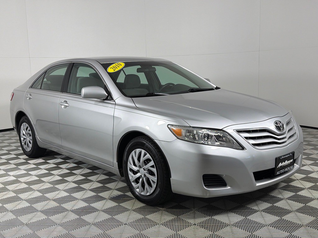 2010 Toyota Camry Image 3