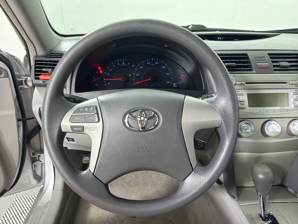 2010 Toyota Camry Image 14