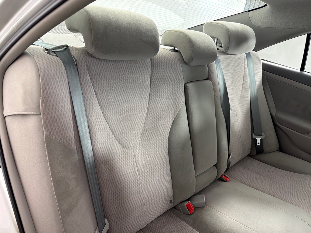 2010 Toyota Camry Image 20